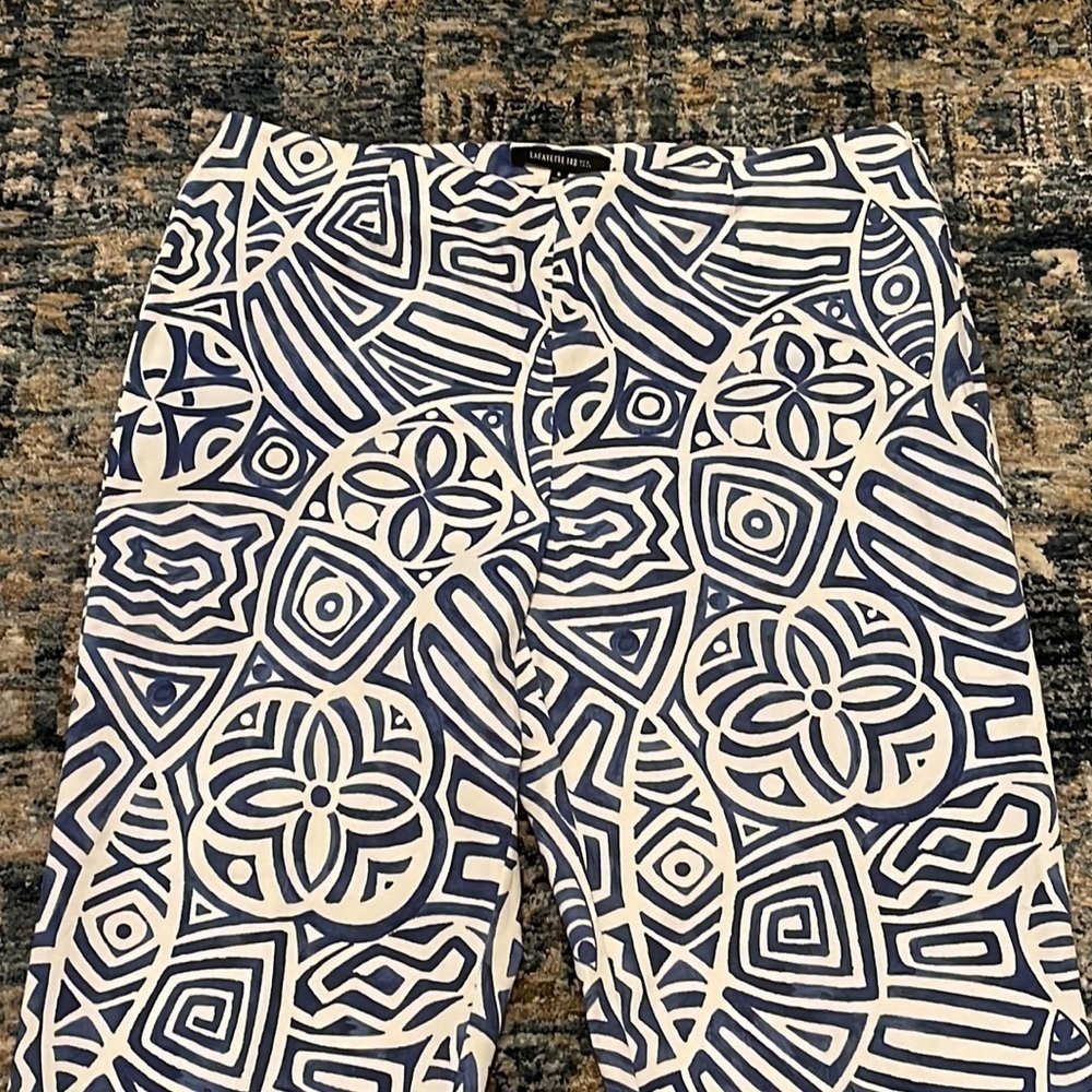 Lafayette NY 148 Blue & White High Waisted Cropped Pants Sz. 8 - Picture 14 of 14